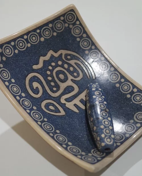 Metate De Ceramica Bruñida Azul