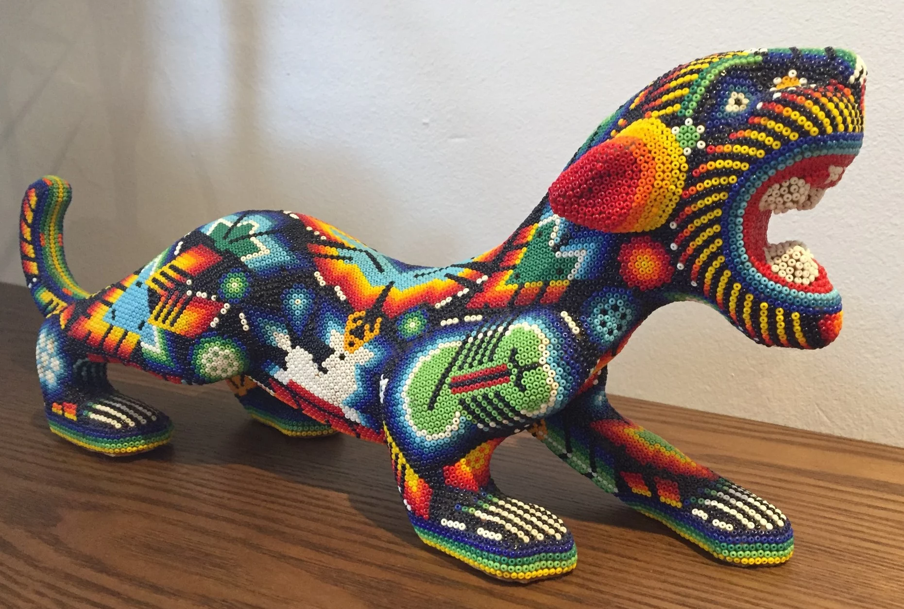 Leopardo con chaquira